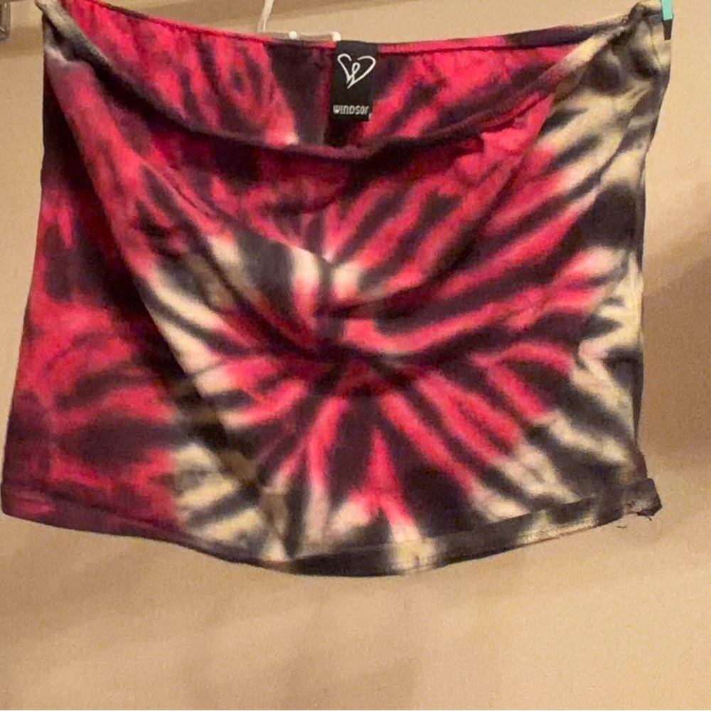 Windsor Red and Black Tie-Dye Crop Top